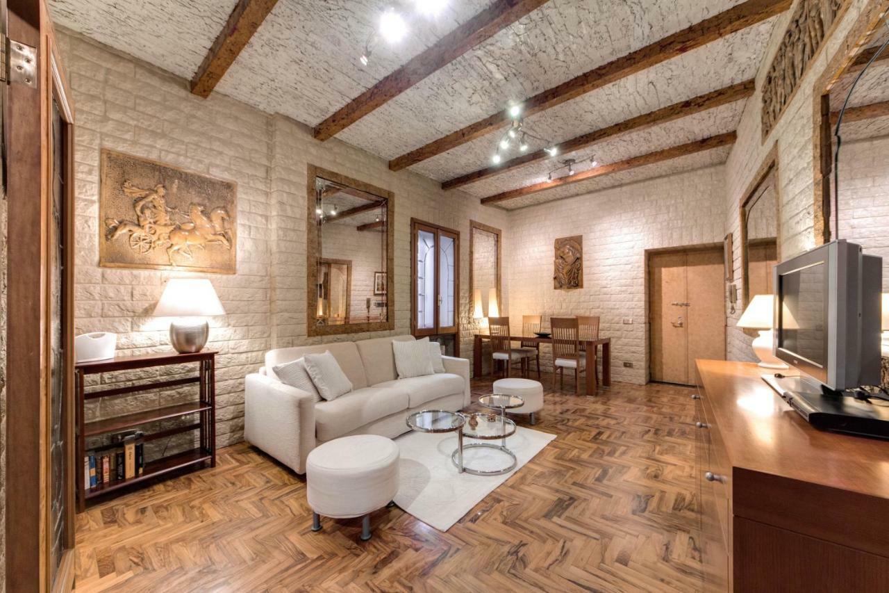Fontana Di Trevi Charming Apartment Rome Luaran gambar